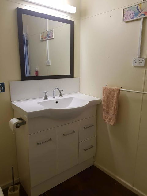 Arcadia Beach Guest House And Car Hire - Accommodation Australia 26