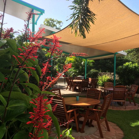 Tropical Palms Resort & 4WD Hire - Accommodation Australia 22
