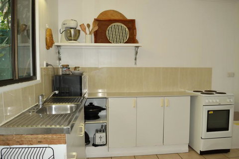 Horseshoe Bay Holiday Unit - Accommodation Australia 7