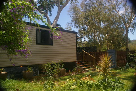 The Mini Manor On Mandalay - Accommodation Australia 9