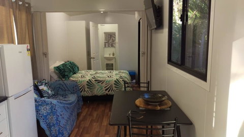 The Mini Manor On Mandalay - Accommodation Australia 12