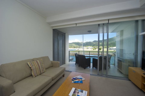 Blue On Blue Superior Studio Room 1241 - Accommodation Australia 6