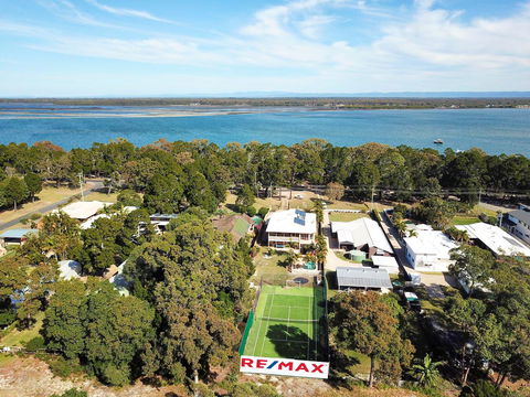 Waterfront At White Patch - Accommodation Australia 41
