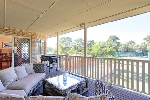 Waterfront At White Patch - Accommodation Australia 31