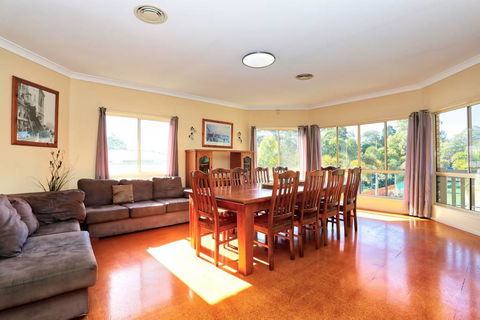 Waterfront At White Patch - Accommodation Australia 27