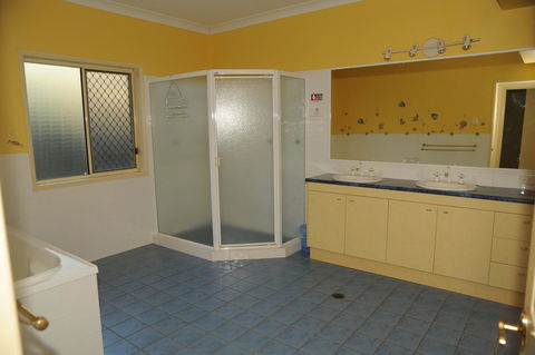 Waterfront At White Patch - Accommodation Australia 5