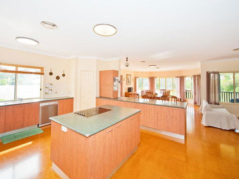 Waterfront At White Patch - Accommodation Australia 14