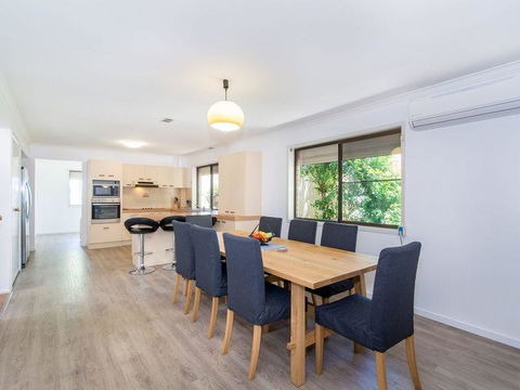 Island Homestay - Accommodation Australia 10