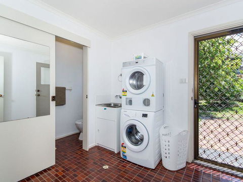 Island Homestay - Accommodation Australia 18