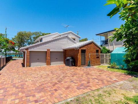 Island Homestay - Accommodation Australia 13
