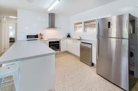 Lowset Sweetie, Central To Everything - Partridge St, Bongaree - Accommodation Australia 18