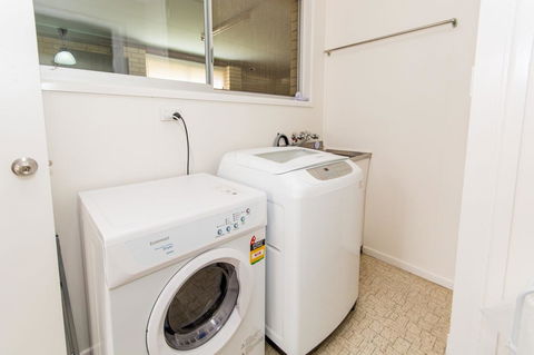 Lowset Sweetie, Central To Everything - Partridge St, Bongaree - Accommodation Australia 10