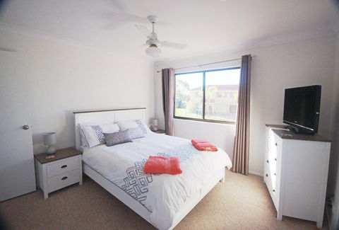 Cloud 8 On Welsby - Accommodation Australia 24
