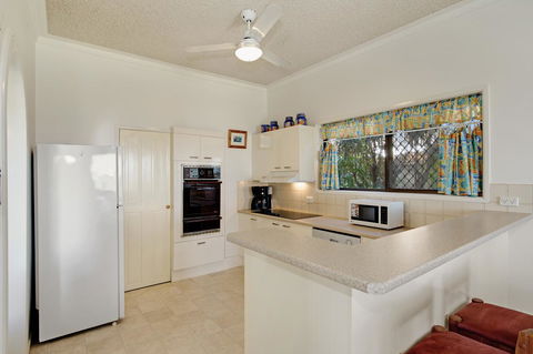 Keith\'s Place, 1 Of The 3 Most Popular Units On Bribie - Accommodation Australia 15