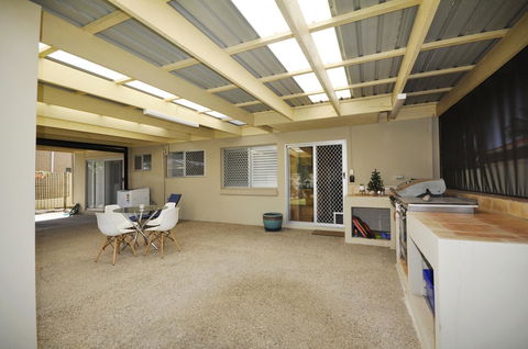 Ocean Wave - Accommodation Australia 20