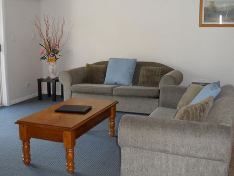 Sylvan Beach Resort - Accommodation Australia 26
