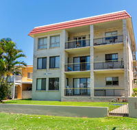 Enjoy the sea breezes from the balcony - Boyd St Woorim - Accommodation Australia