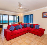 Fantastic Views from this top floor unit - Accommodation Australia