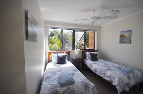 Crystal Waters On The Beach - Accommodation Australia 5