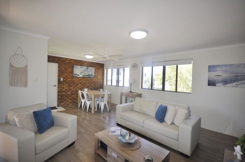 Crystal Waters On The Beach - Accommodation Australia 10