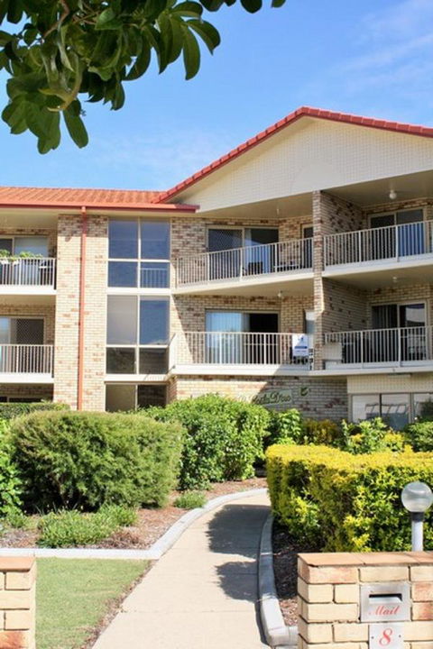 Spacious Unit With Views Of Pumicestone - Wattle Ave, Bongaree - Accommodation Australia 0