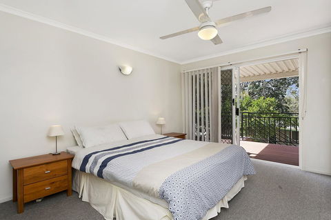 Waterfront Retreat With Room For A Boat - Welsby Pde, Bongaree - Accommodation Australia 14