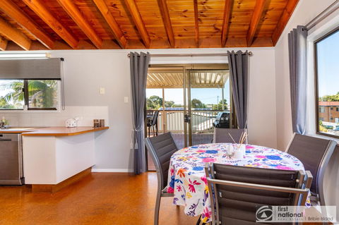 Family Holiday Haven On Boronia 100m To Beach - Accommodation Australia 18