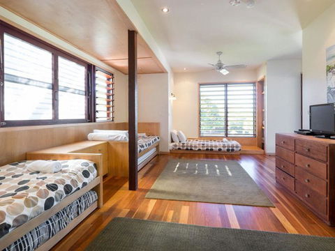 Laguna House - Accommodation Australia 1