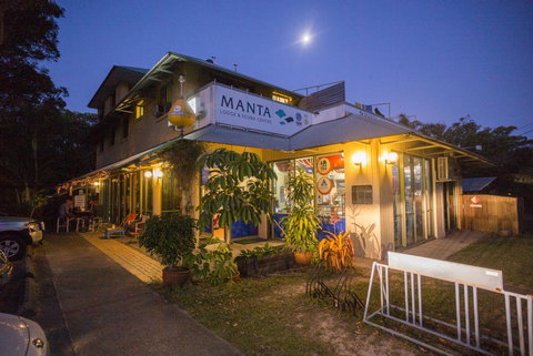 Manta Lodge YHA & Scuba Centre - Accommodation Australia 0