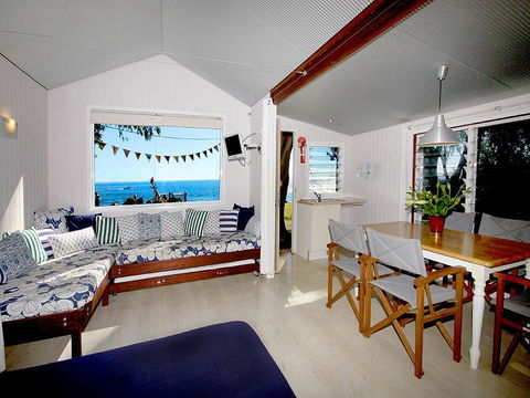 Sea Shanties - Accommodation Australia 3