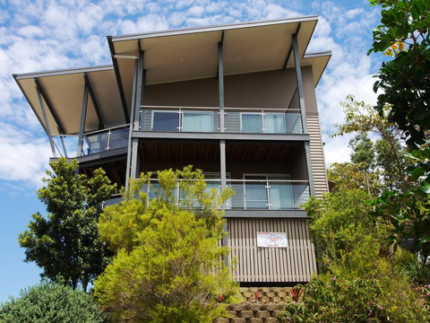 Blue Water Views 1 - Accommodation Australia 1