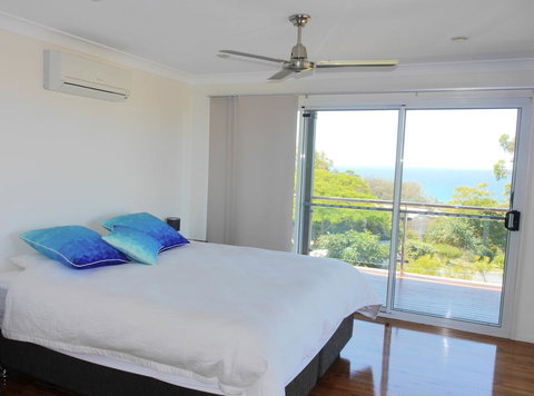 Blue Water Views 1 - Accommodation Australia 2