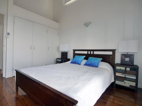 Blue Water Views 1 - Accommodation Australia 10