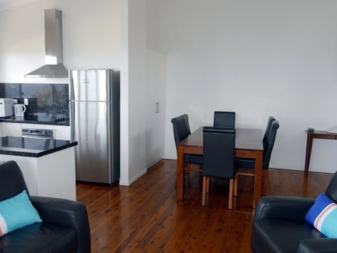 Blue Water Views 1 - Accommodation Australia 7