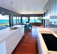 Dolphins at Sunset - Accommodation Australia