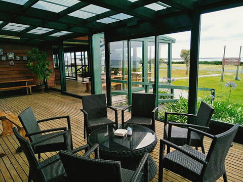 Baudins Accommodation And Restaurant - Accommodation Australia 21