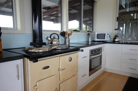 Turnstone Beach House - Accommodation Australia 14
