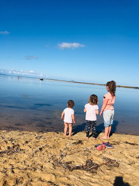Flinders Island Glamping - Bed n Breakfasts 17