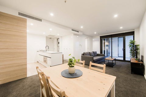 Highgate CBD Apartment - Australia Shopping 3