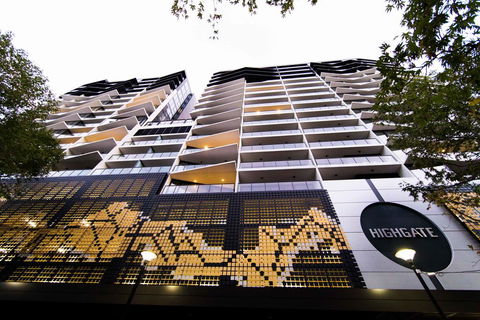 Highgate CBD Apartment - Australia Shopping 0