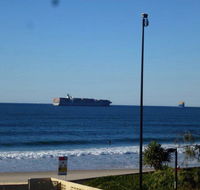 4 Shorebreak Kings Beach - Accommodation Australia