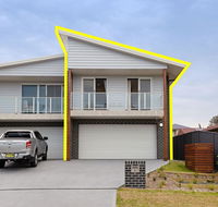 'Birubi Breezes' 2/7 Fitzroy St - Large Duplex with Air Conditioning WIFI  only 5 minute walk to the beach - Accommodation Australia
