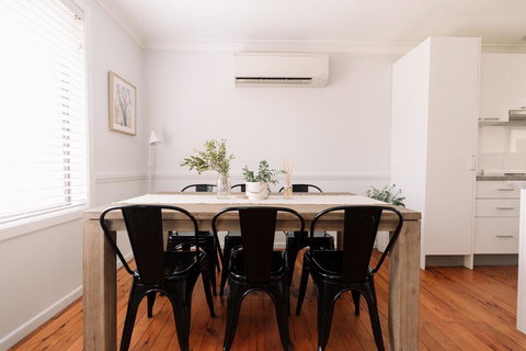 'Comfy & Cosy' - Close To Hospital, Cadia And Early Riser CafÃ© - Local Tourism 3