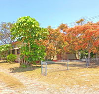 'Daves Place' 27 Rigney St - Holiday house with WIFI Aircon  Boat Parking - Accommodation Australia