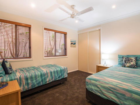 'Dutchies Vista' 1/45 Christmas Bush Ave - Ground Floor Duplex With Stunning Water Views - Accommodation Australia 1