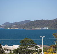'GrandView' 10 Grandview Close - huge house with water views aircon WIFI Netflix Foxtel  Billiard Table - Accommodation Australia