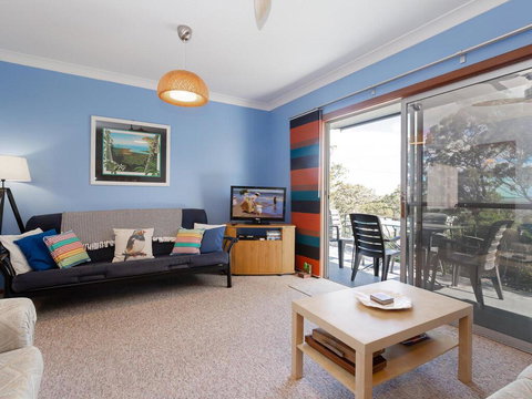'Rutland', 1/13 Cromarty Road - Pet Friendly, Boat Parking, Water Views, Air Con - Australia Shopping 3