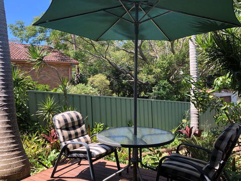 'Sandy Palms' 28 Moorooba Cr - Beautiful Home With Wifi, Air-con And Boat Parking - Accommodation Australia 3