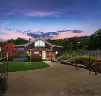 'The Coach House' At Lochiel - Accommodation Australia