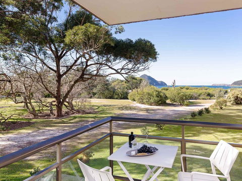 1 'Intrepid', 3 Intrepid Close - Amazing Views Of Shoal Bay, Only 100m From The Beach - Accommodation Australia 0